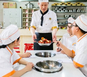 宁夏新东方厨师学校学习优势