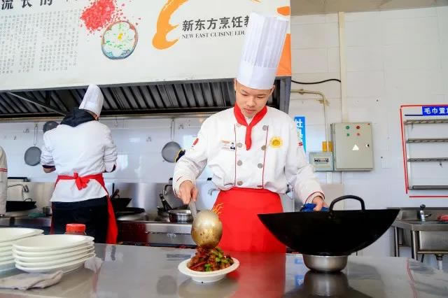 新生专访-大厨精英万阳