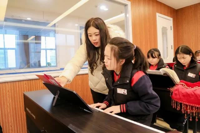 新生专访-幼儿教育樊思月