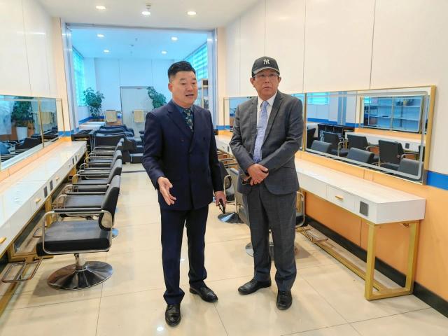 中国台湾技训教育文化机构会长蔡秋田博士一行莅临我校考察交流