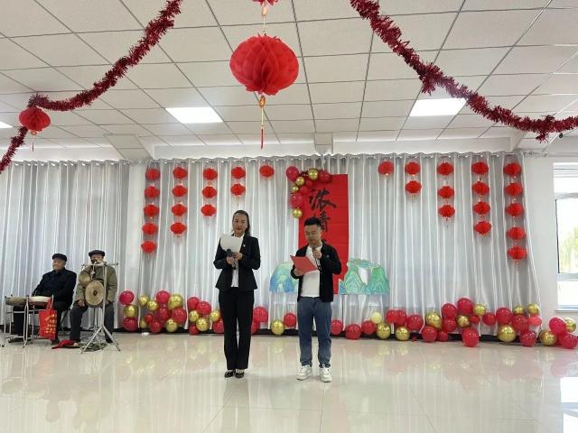 九九重阳节,浓浓敬老情——宁夏新东方技工学校党支部开展重阳节进社区慰问活动