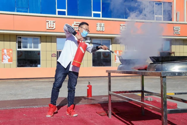 宁夏新东方开展消防演练，筑牢校园“防火墙”