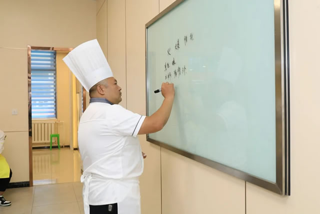 名厨进校园，你get到大师厨艺的精华了吗？