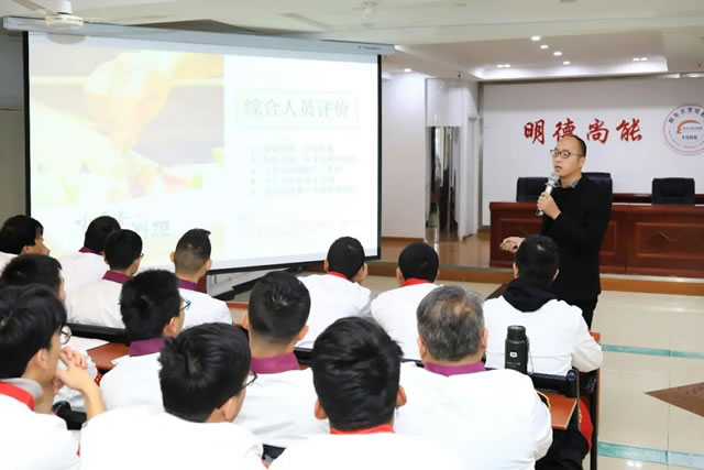 名企宣讲：学子就业无忧，好技术赢创好未来！