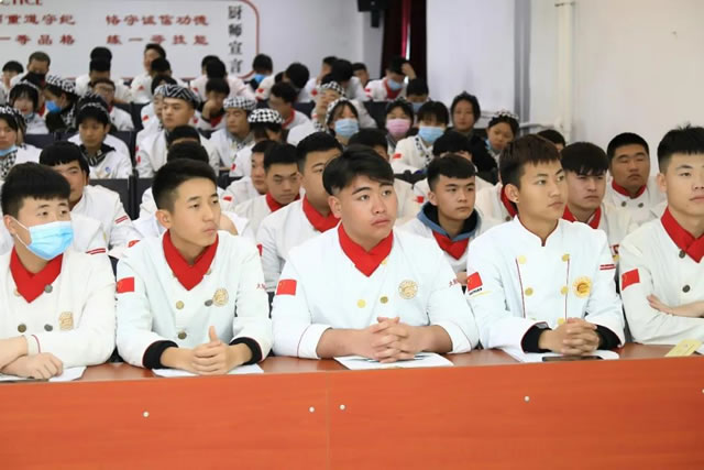 名企就业宣讲，学子迎接崭新未来！
