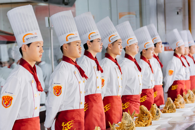 新东方烹饪学校周末班多少钱